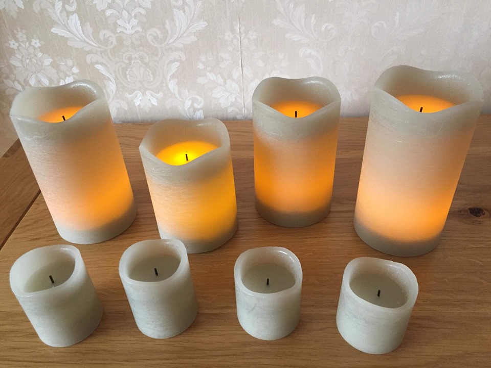Set Of 8 LED Real Wax Effect Candles