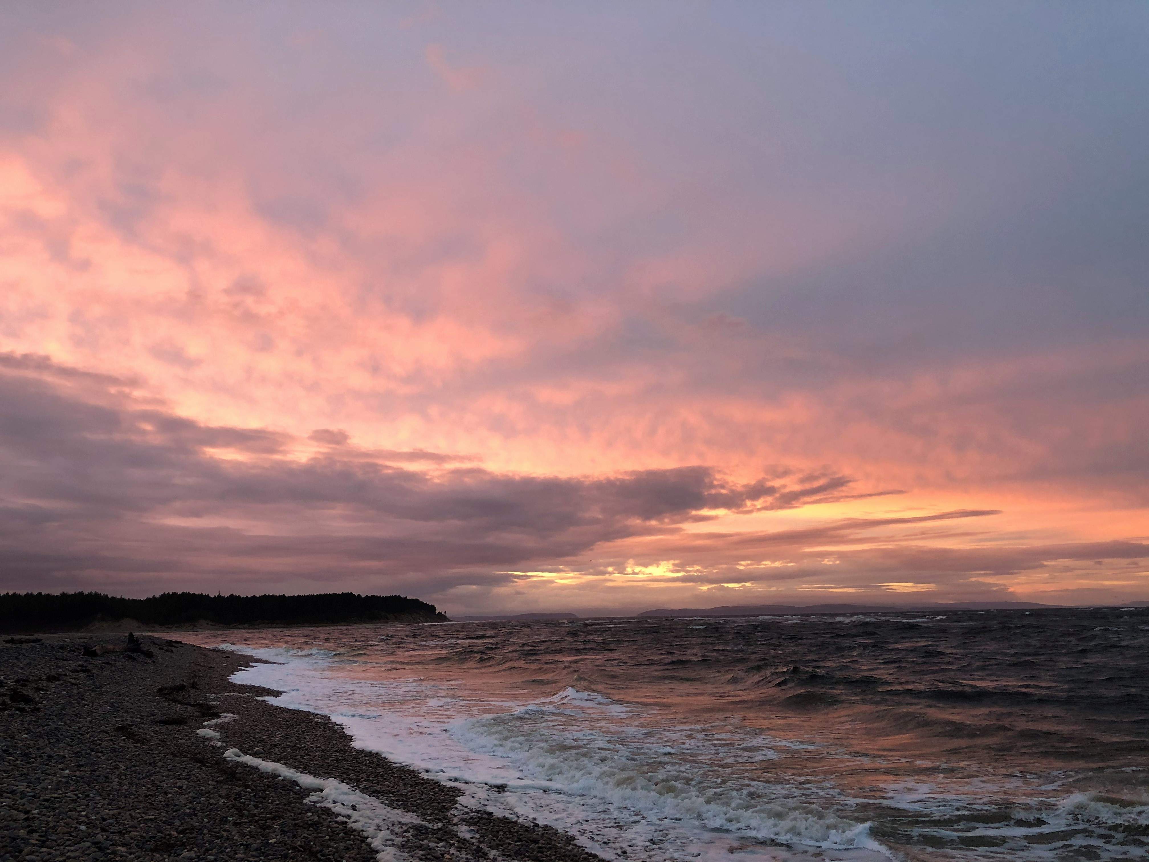 The glorious sunset over Findhorn Beach
