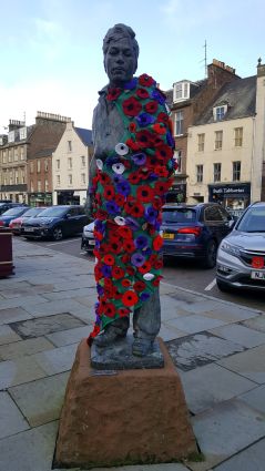 The decorated “Bill the Smith” on Montrose High St. for Remembrance day.