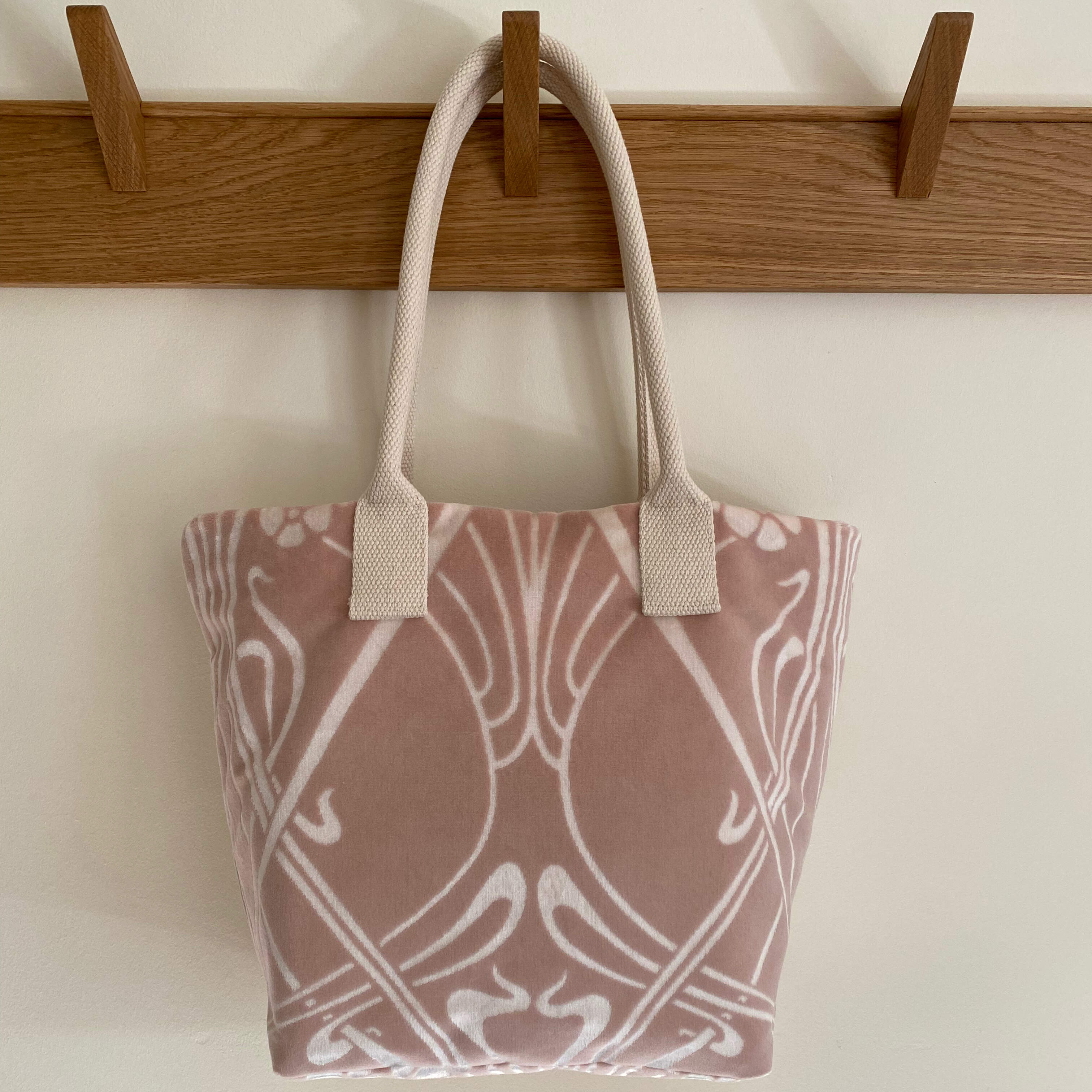 Liberty Velvet - Pink Ianthe Shoulder Bag