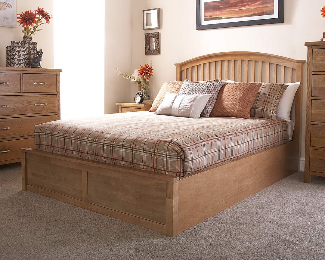 'Madrid' SOLID WOOD OTTOMAN STORAGE BEDSTEAD