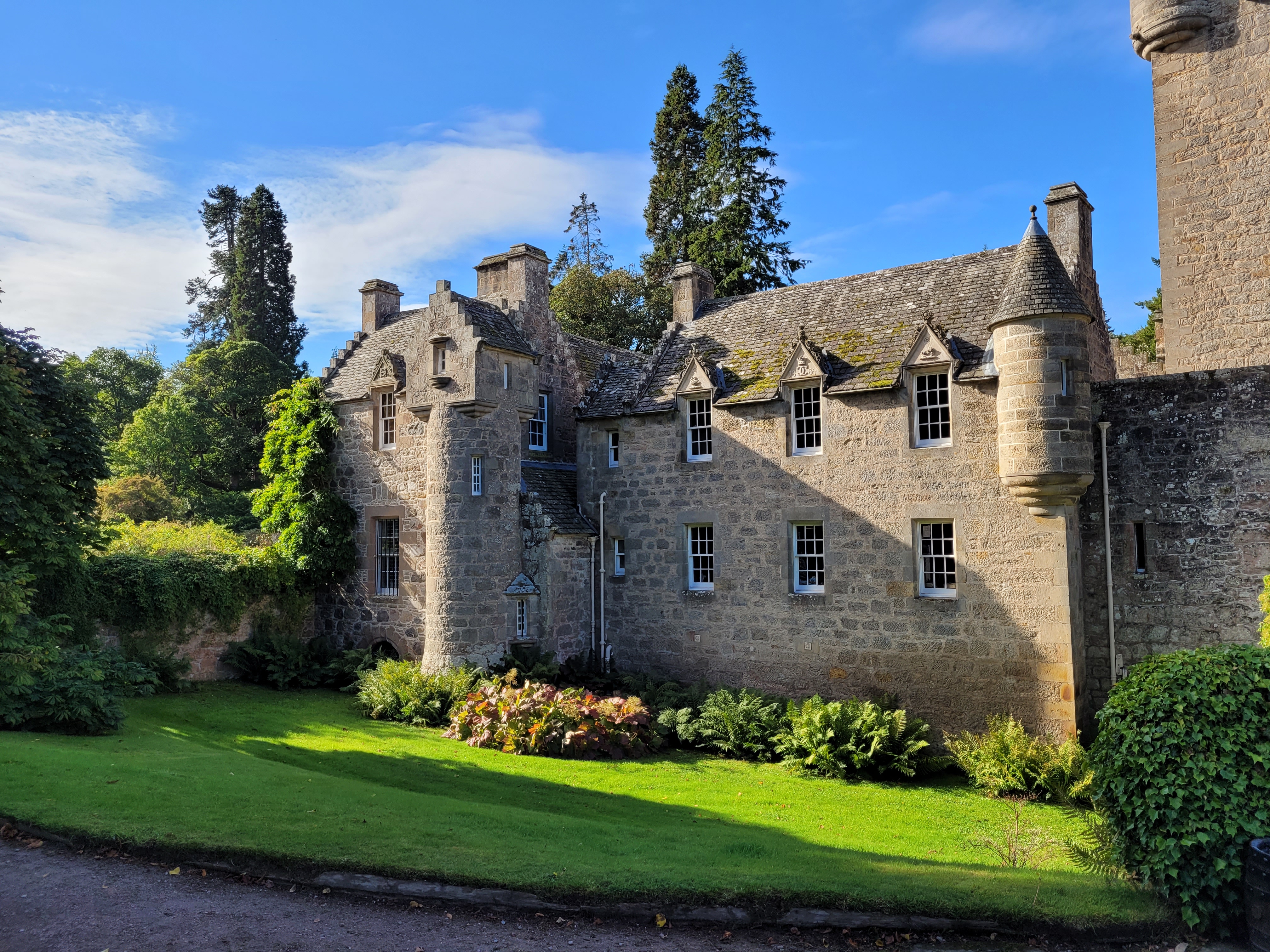 historic homes scotland national trust scotland cawdor castle